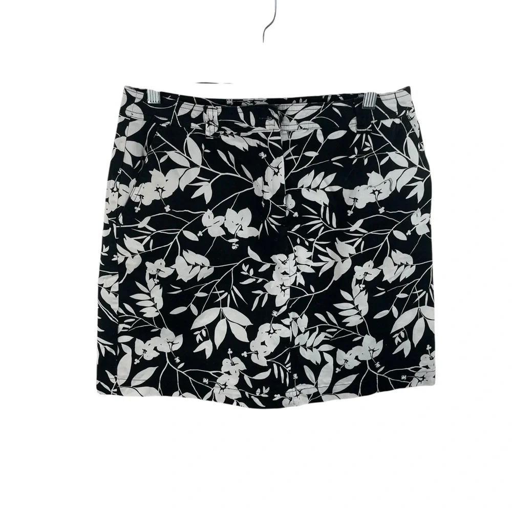 Karen Scott‎ Tropical Floral Black and White Skirt/Skort, Size 8